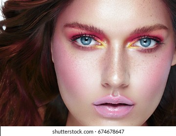 Colorful Make-up Woman Face, Beautiful Brunette Summer Makeup, B