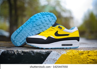 Air Max 87 Images, Stock Photos & Vectors | Shutterstock