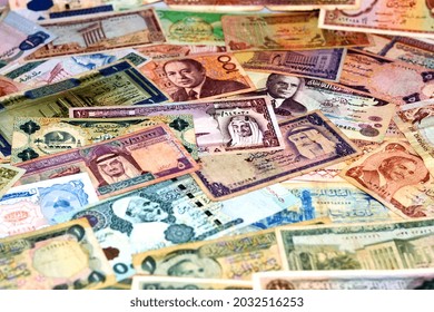 Colorful Old World Paper Money Background, Banknotes Of Different Countries Collection, International Banknotes For Global Currencies Concept For Money Exchange Business, Vintage Retro Ancient Money