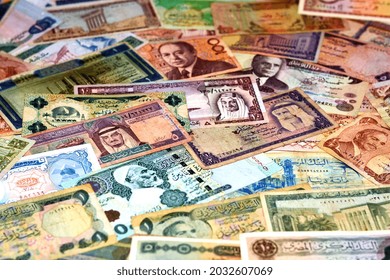 Colorful Old World Paper Money Background, Banknotes Of Different Countries Collection, International Banknotes For Global Currencies Concept For Money Exchange Business, Vintage Retro Ancient Money