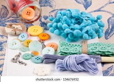 Colorful Sewing Accessories For Spring Home Remodeling .