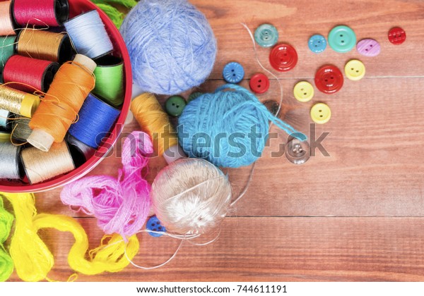 knitting supplies