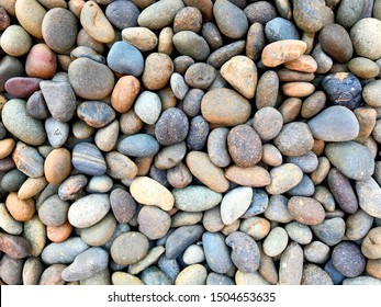 what are the sources of river rock