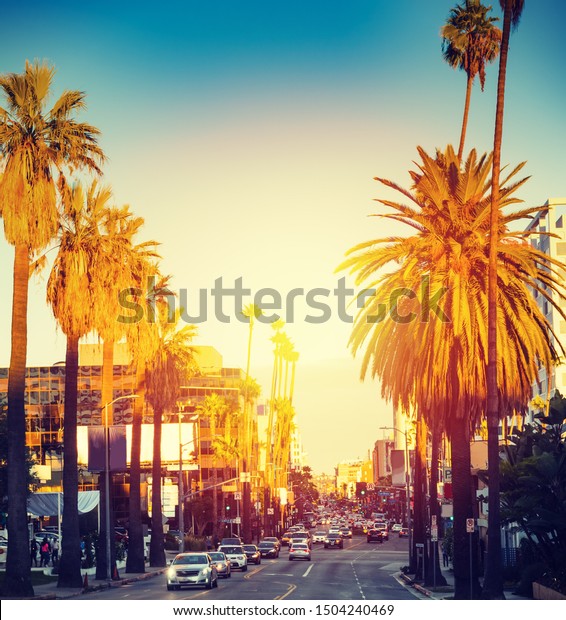 Colorful\
sunset in Hollywood. Los Angeles,\
California
