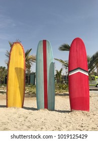 surf board standing