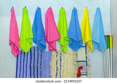 Colour Coded Microfiber Cloths And Floor Cleaning Mop Pads