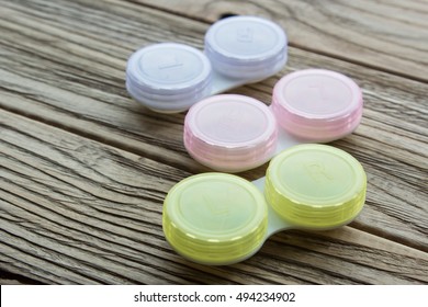 Coloured covers for contact lenses for eyes