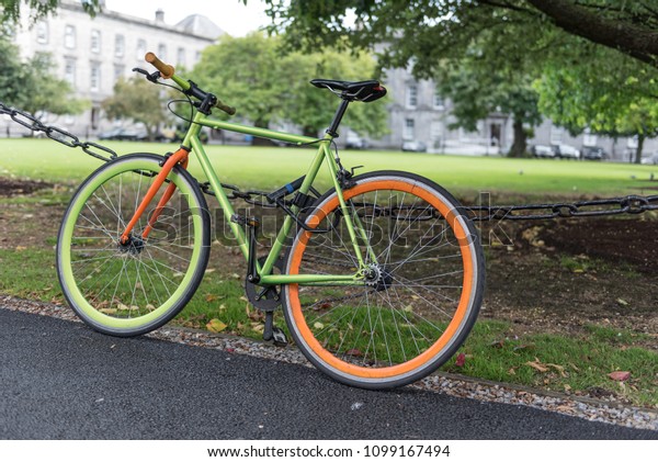 orange mtb chain