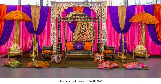 Colourful mehni henna stage party