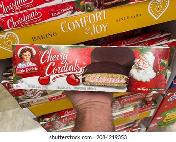 Columbia County, Ga USA - 12 01 21: Holiday Little Debbie Snack Cakes