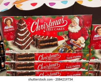 Columbia County, Ga USA - 12 01 21: Holiday Little Debbie Snack Cakes