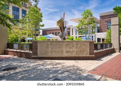 COLUMBIA, UNITED STATES - May 04, 2021: The Boyd Plaza And Columbia Museum Of Art In Columbia, South Carolina, USA