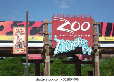 COLUMBUS, OH - AUGUST 1: Entrance Sign to the Columbus Zoo and Aquarium with access to the Zoombezie Bay water park during hot summer months on August 1, 2015 in Columbus, Ohio.