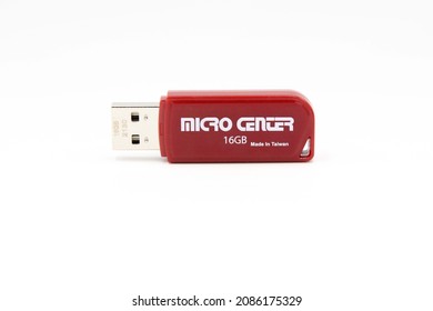 Columbus Ohio December 3, 2021
 Micro Center USB Jump Drive