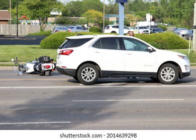 Columbus Ohio June 21, 2021
Midday Traffic Accident Involving A Car And Motorcycle.