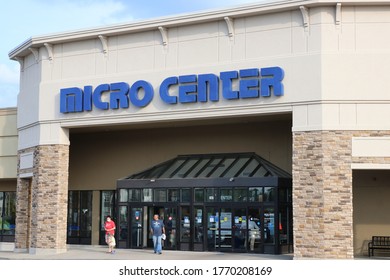 microcenter logo