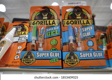 Columbus Ohio November 10, 2020
Gorilla Glue On Display At Local Hardware Store.