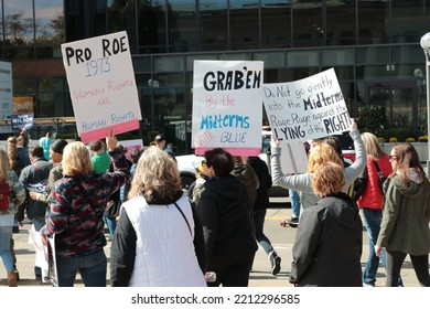 Columbus Ohio October 08, 2022
Anti- Abortion Rally In Front Of The State House In Downtown Columbus