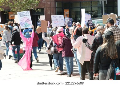 Columbus Ohio October 08, 2022
Anti- Abortion Rally In Front Of The State House In Downtown Columbus