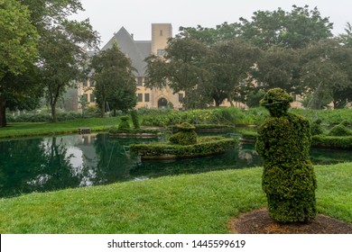 Columbus Topiary Garden Images Stock Photos Vectors Shutterstock