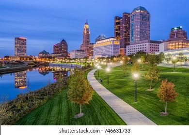 Columbus, Ohio, USA Skyline And Park.