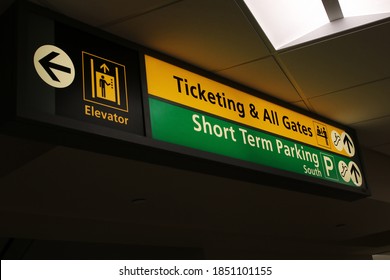 Columbus,Ohio October 31, 2020
Baggage Claim Short Term Parking Signage At John Glenn Airport.