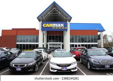 Columbus,Ohio/USA April 24, 2019: CarMax Is The United States' Largest Used-car Retailer And A Fortune 500 Company.