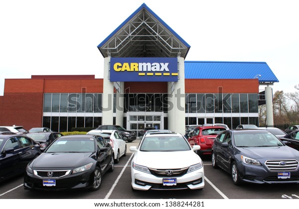 Columbus,Ohio/USA
April 24, 2019: CarMax is the United States' largest used-car
retailer and a Fortune 500
company.