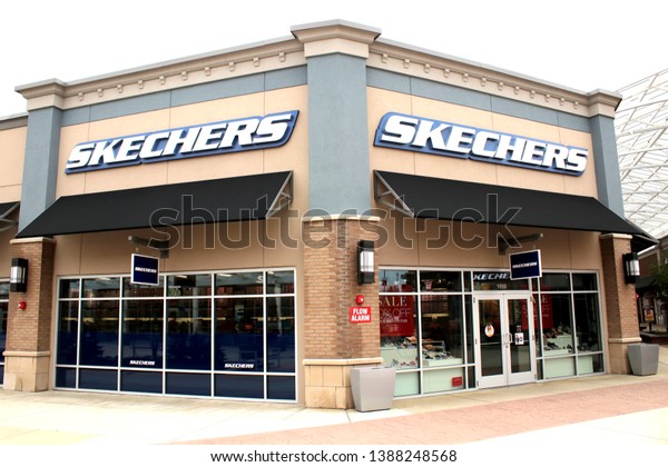 April 24 2019 Tanger Outlet Stock Photo 