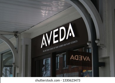 Columbus,Ohio/USA February 28,2019: The Aveda Store In Easton Town Center