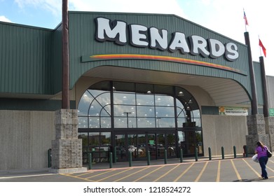 49 Menards Home Improvement Images Stock Photos Vectors Shutterstock   Columbusohusa July 24 2017 Menards 260nw 1218524272 