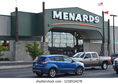 Columbus,OH/USA - July 24, 2017: Menards Home Improvement Store Exterior. Menards Is A Chain Of Home-improvement Centers In The Midwestern United States.