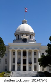 Columned Entrance Of The Alabama State Capital And Dome In Montgomery, Alabama, USA, Against A Blue Sky.