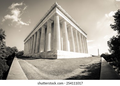 Columns Memorial