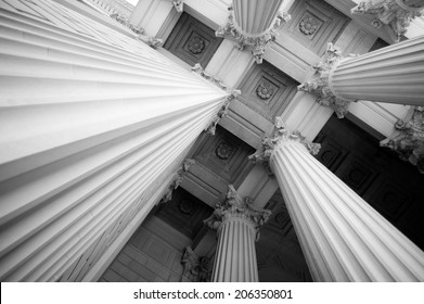 Columns At The National Archives