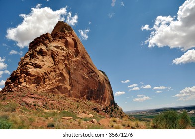 Comb Ridge Above Mule Canyon In Southern Utah