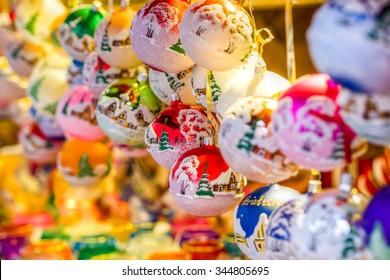 259 Bratislava Christmas Market Images, Stock Photos & Vectors ...