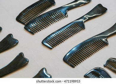 Combs
