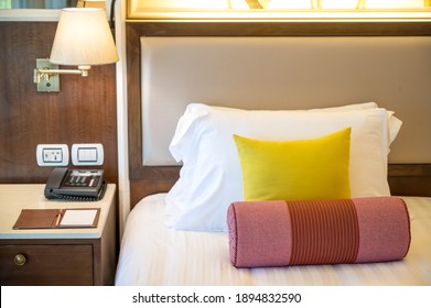 bolster throw pillows