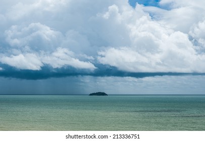 Coming storm on the sea
