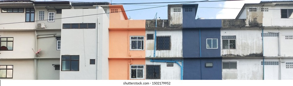 A Commercial Building Located At Sirindhorn Road, Soi Sirindhorn 3, Bang Phlat District, Bangkok, Thailand, 19 February 2019