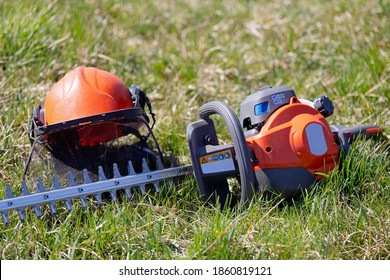 Commercial Gas Powered Hedge Trimmer Equipment and Full Safety Helmet