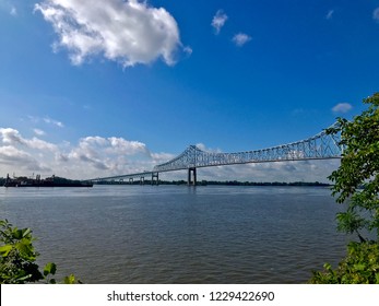 Commodore Barry Bridge