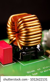 Common mode choke electronic component close up
