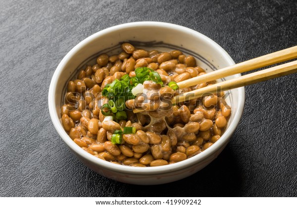 Common natto (the soybean which let you ferment)
Japanese foods