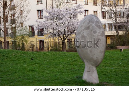 communication in a park in Munich