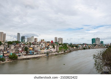 The Community Of Pasig River