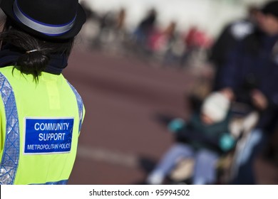 #4 Schutzweste Cover Britische Polizei Police Community Support Officer AEGIS 
