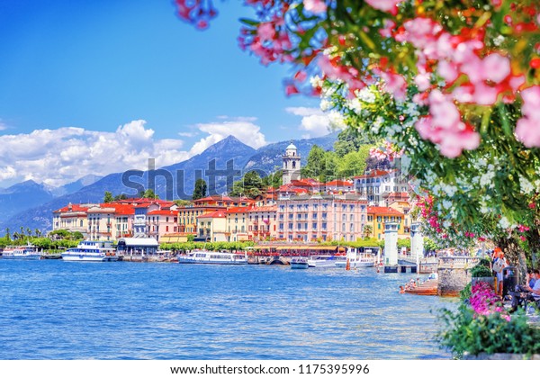 イタリアのコモ湖 沿岸の町の壮観な景色 ロンバルディ州ベラジョ 有名なイタリアのレクリエーションゾーンと ヨーロッパで人気のある旅行先 夏の風景 の写真素材 今すぐ編集
