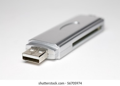 A Compact Flash Card Adapter Usb To Pc